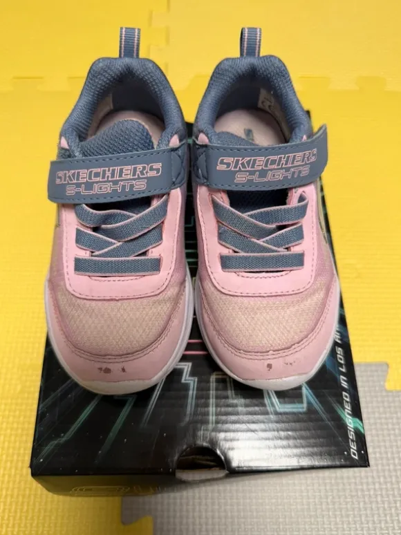Buty dziecięce dziewczęce Skechers świecące
