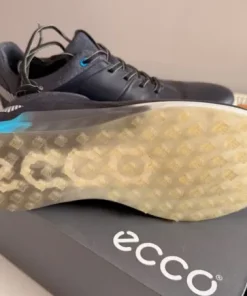 Buty ecco
