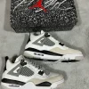 Buty J4