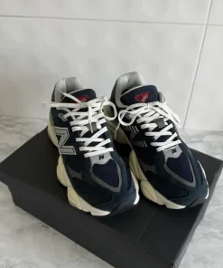 Buty New Balance 9060 roz 42 nowe