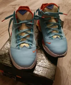 Buty Nike Lebron XIX LOW