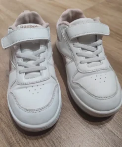 Buty sportowe dziewczęce
