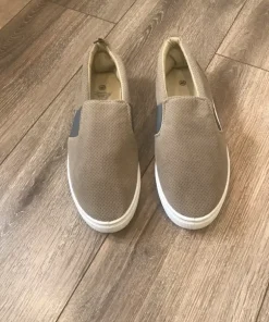 Buty sportowe r.40 nowe bez metki