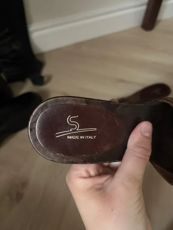 buty vintage na obcasie