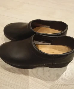 Chodaki 44