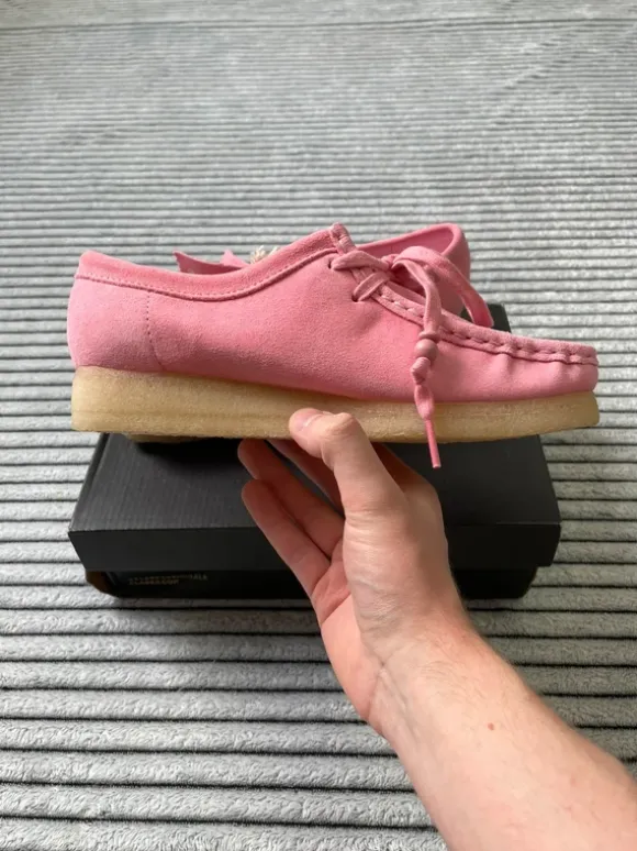 Clarks Originals Wallabee pink suede size 38 / 24 cm