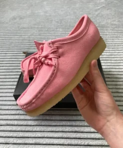 Clarks Originals Wallabee pink suede size 38 / 24 cm