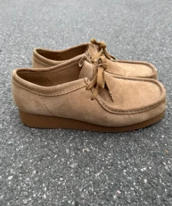 Clarks premium