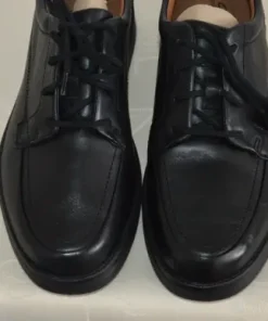 clarks rozmiar 42,5/27cm skóra nowe 38v