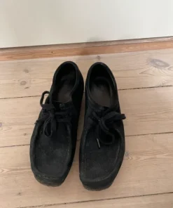 Clarks Wallabe
