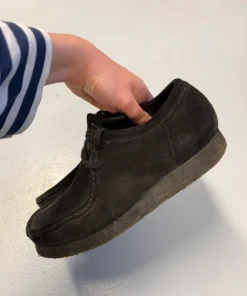 Clarks wallabee