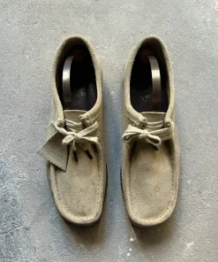 Clarks Wallabee Suede