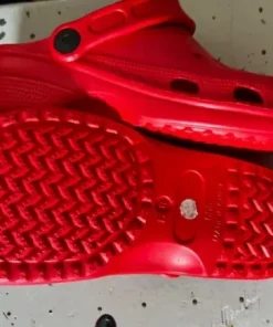 Crocks lignende sko i str 36