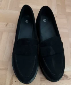 Czarne buty damskie