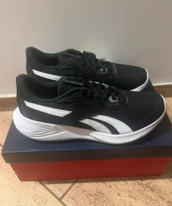 czarne buty do biegania Reebok Energen Tech
