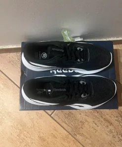 czarne buty do biegania Reebok Energen Tech