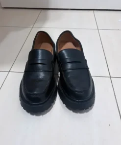 Czarne buty r.38