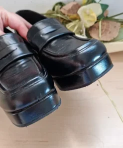 Czarne loafersy / mokasyny na słupku rozmiar 37Rozmiar 37