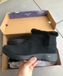 Damskie Zimowe buty Skechers rozmiar 38.5