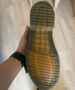 Dr. Martens Adrian YS Olive