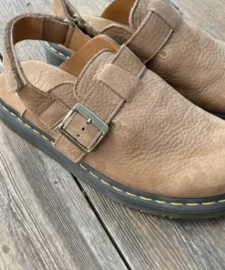 Dr. Martens Jorges ll-mules i nubuck-læder