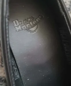 Dr. Martens TEMARA czarne skórzane półbuty 38