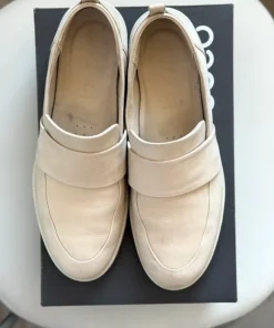 Ecco Bella - damskie nubukowe lofery