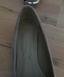 Eleganckie baleriny nude z kokardą roz 39