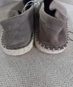 Espadrillios i läder stl 44
