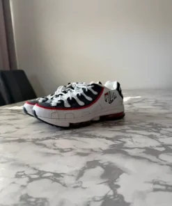 Fila skor 38