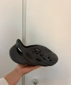 Foam runner Yeezy