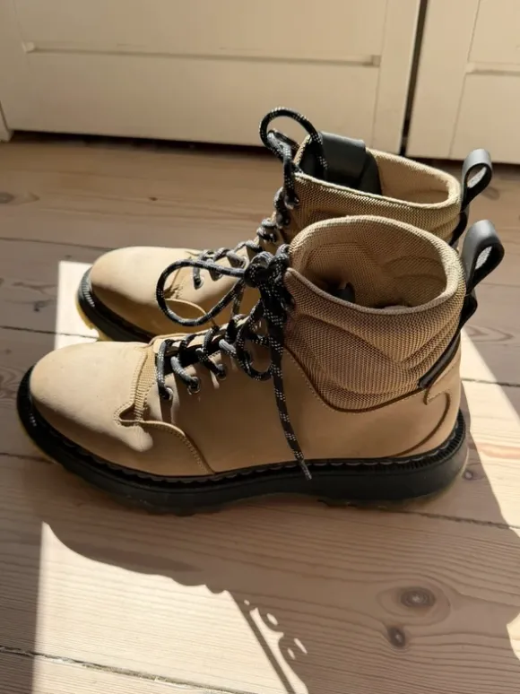Garment Project boots