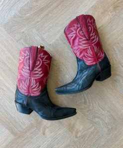Guess by Marciano cowboy boots
