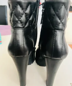 Guess kängo boots