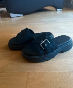 High heels slipper