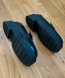 HM skórzane loafersy półbuty nowe 38