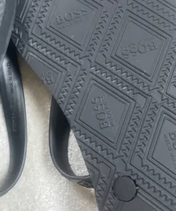 Hugo Boss flip-flops/ badsandaler