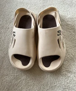 Hvide Sandaler
