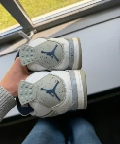 Jordan 4