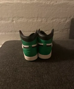 Jordan 1 grøn str 46