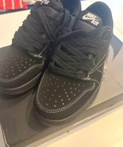 Jordan 1 low phantom black