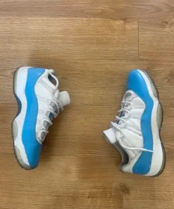 Jordan 11 Low University Blue | 44.5