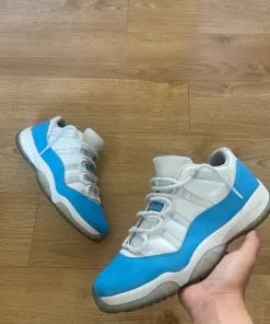 Jordan 11 Low University Blue | 44.5