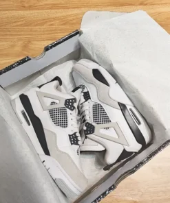 Jordan 4 military black 41