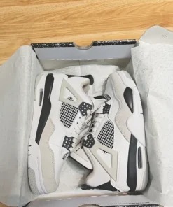 Jordan 4 military black 41