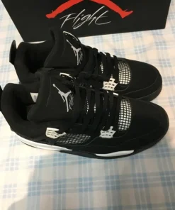 Jordan 4 Retro "White Thunder" broj 41