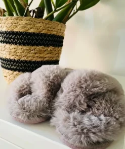 Kapcie piękne- stylowe Nowe