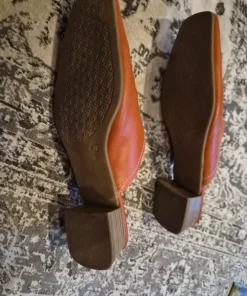 Kesään kengät pienellä korolla 40