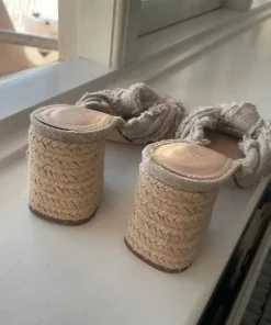 Kitten heels / sandal