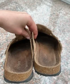 Klapki damskie barefoot zabudowane